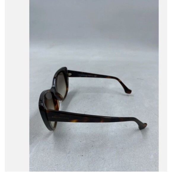 Balenciaga Brown Tortoiseshell Gradient Cat Eye Women Sunglasses EUC - Picture 4 of 7